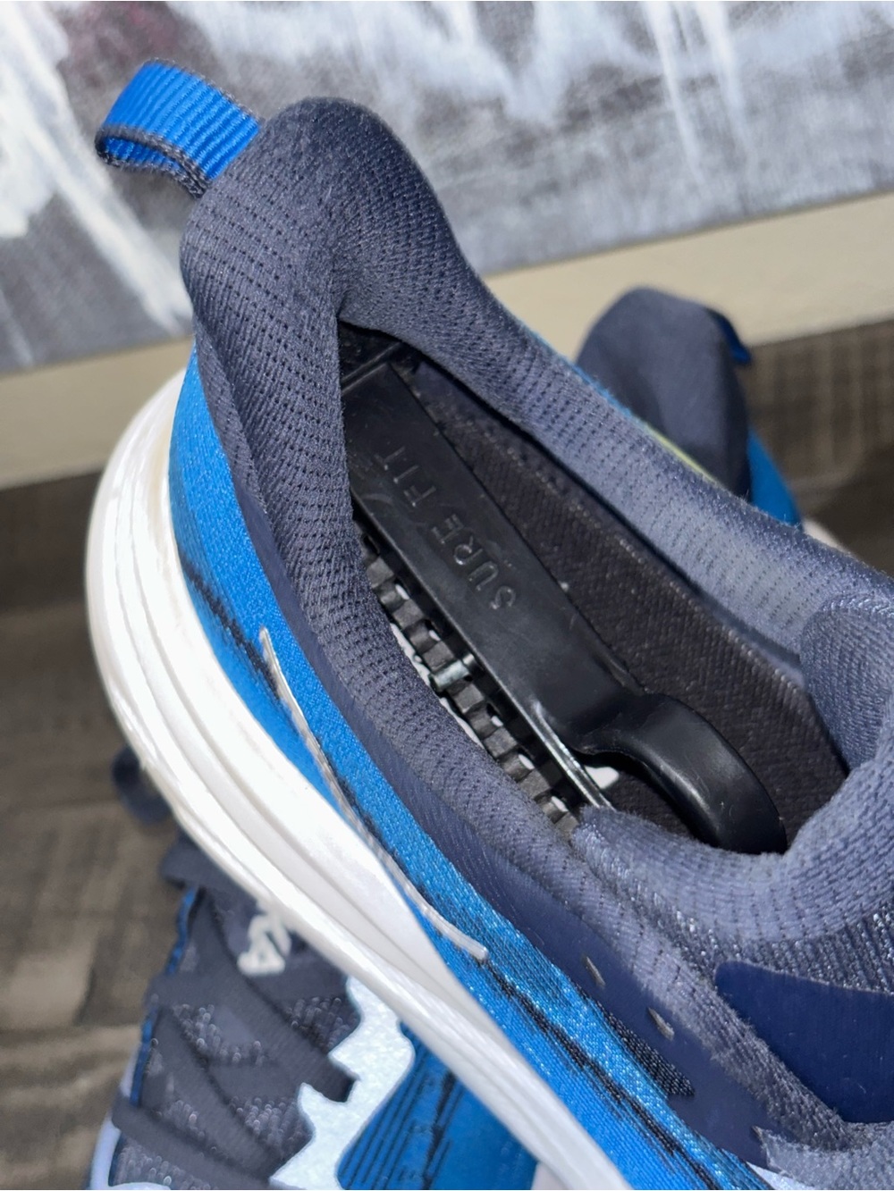 HOKA Skyflow MENS SZ 9 2E Wide - Picture 16 of 16